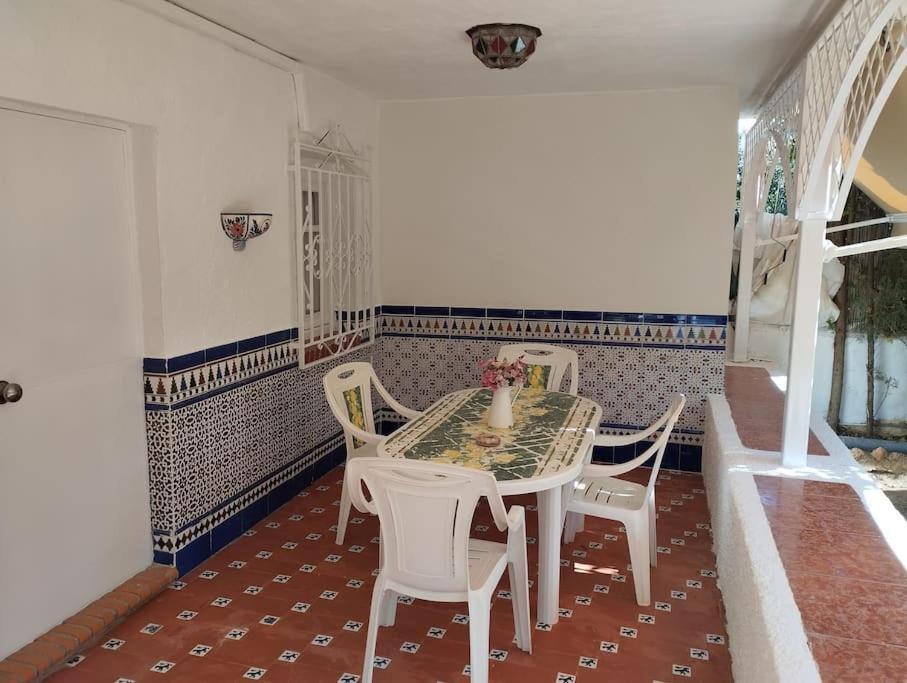 Casa En Granada Con Maravillosa Piscina Otura المظهر الخارجي الصورة